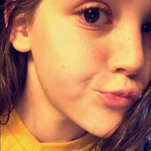 Meet your Posher, Caroline